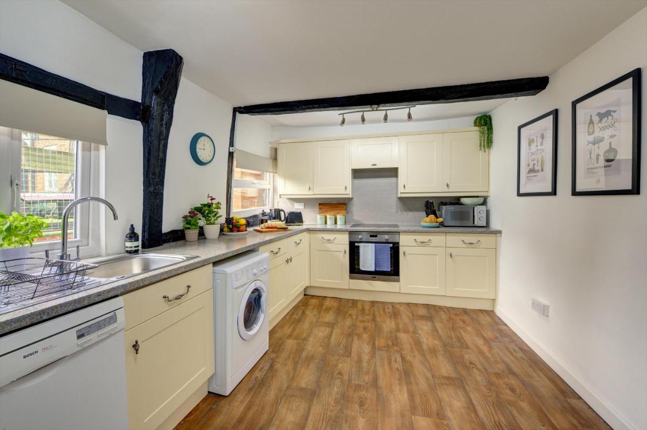 Loft Cottage By Spa Town Property - 2 Bed Tudor Retreat Near To Stratford-Upon-Avon, Warwick & Solihull Eksteriør bilde
