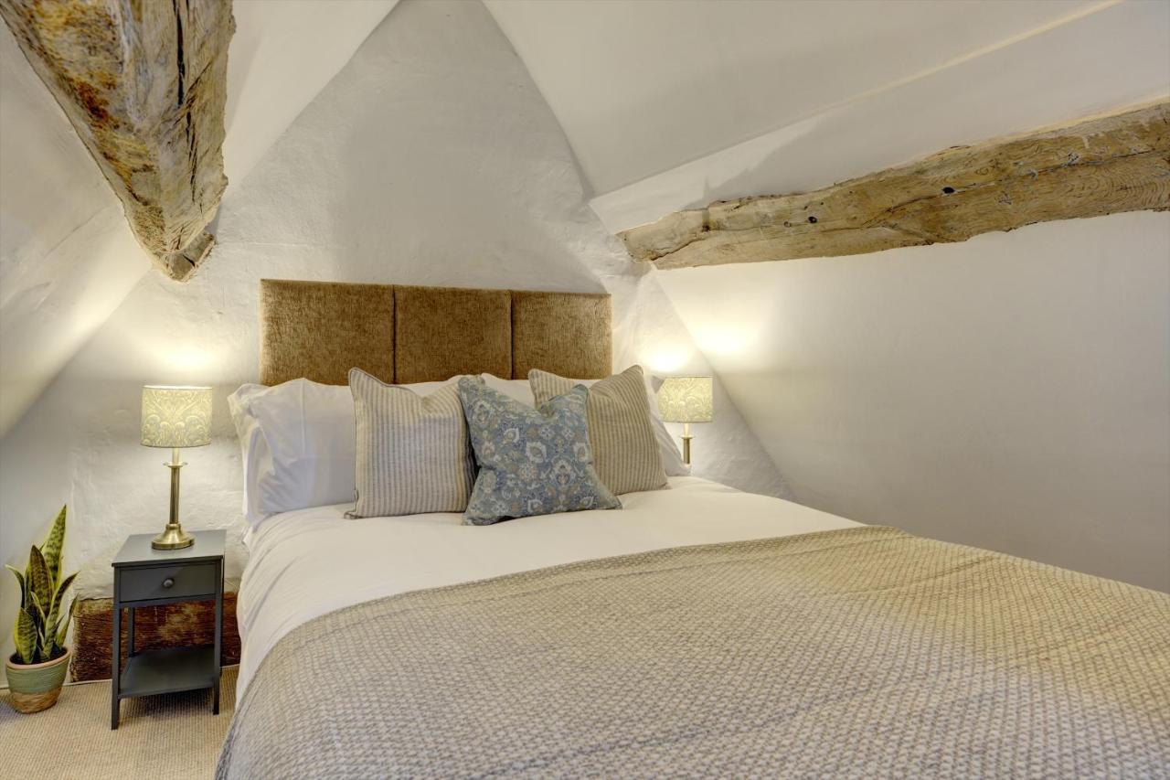 Loft Cottage By Spa Town Property - 2 Bed Tudor Retreat Near To Stratford-Upon-Avon, Warwick & Solihull Eksteriør bilde