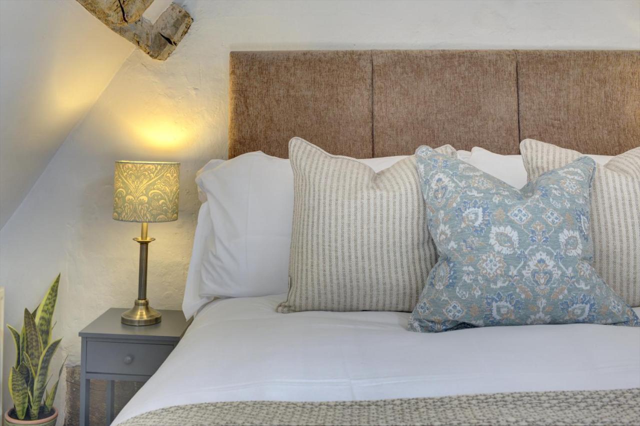 Loft Cottage By Spa Town Property - 2 Bed Tudor Retreat Near To Stratford-Upon-Avon, Warwick & Solihull Eksteriør bilde
