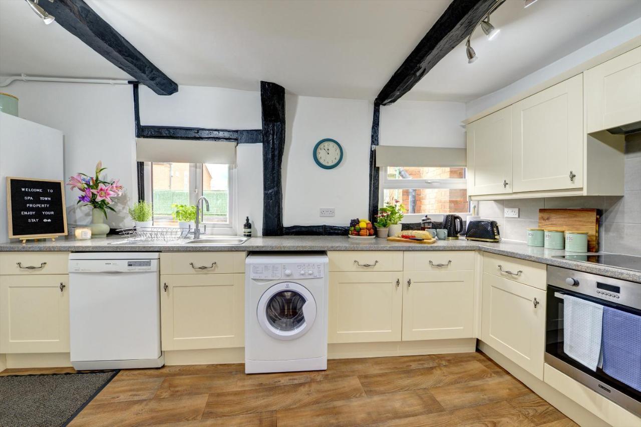 Loft Cottage By Spa Town Property - 2 Bed Tudor Retreat Near To Stratford-Upon-Avon, Warwick & Solihull Eksteriør bilde