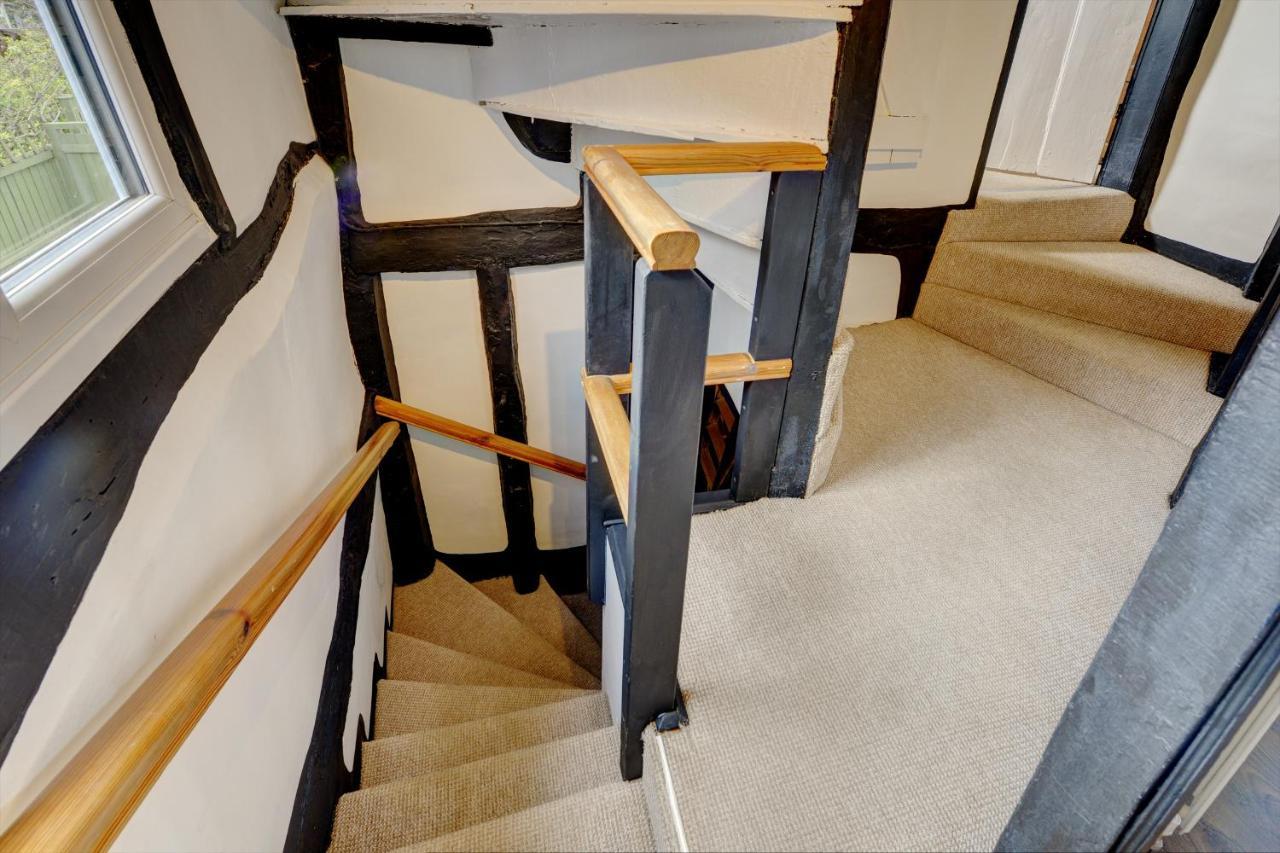 Loft Cottage By Spa Town Property - 2 Bed Tudor Retreat Near To Stratford-Upon-Avon, Warwick & Solihull Eksteriør bilde
