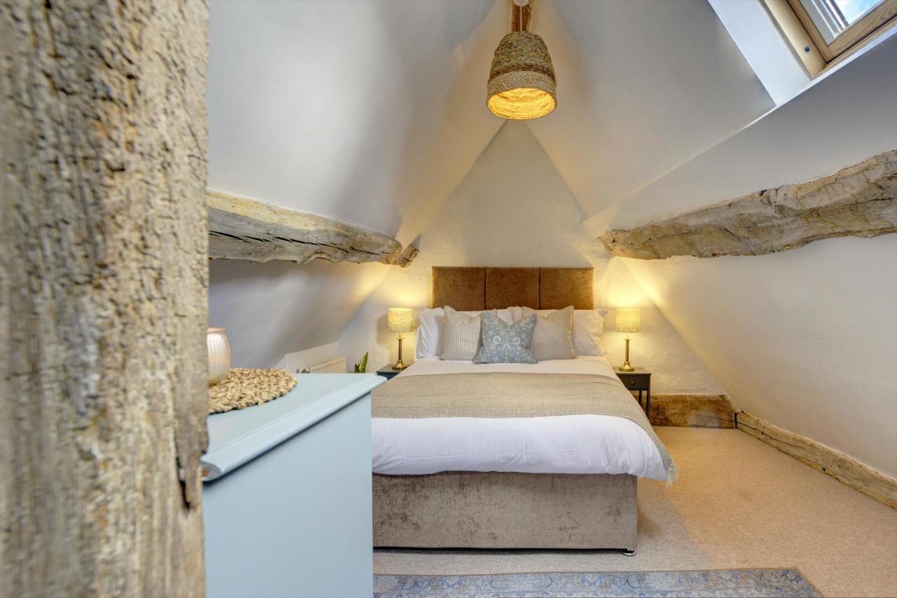 Loft Cottage By Spa Town Property - 2 Bed Tudor Retreat Near To Stratford-Upon-Avon, Warwick & Solihull Eksteriør bilde