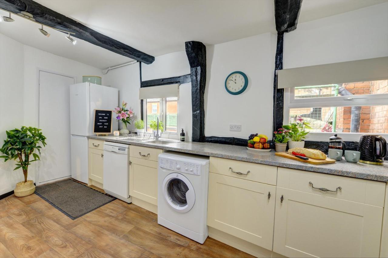 Loft Cottage By Spa Town Property - 2 Bed Tudor Retreat Near To Stratford-Upon-Avon, Warwick & Solihull Eksteriør bilde